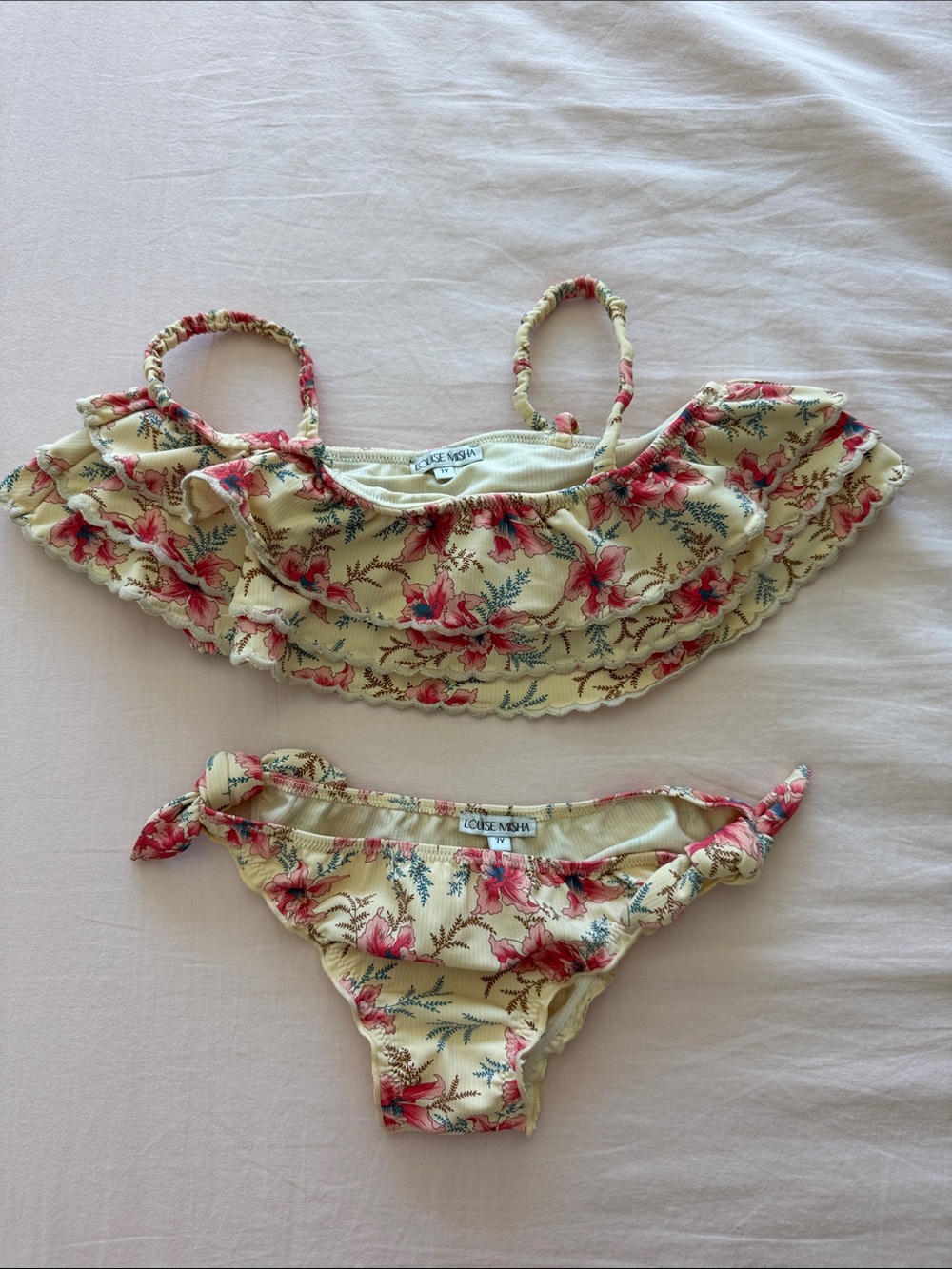 Louise Misha Floral Ruffle Bikini in Cream and Red-Pink size 7